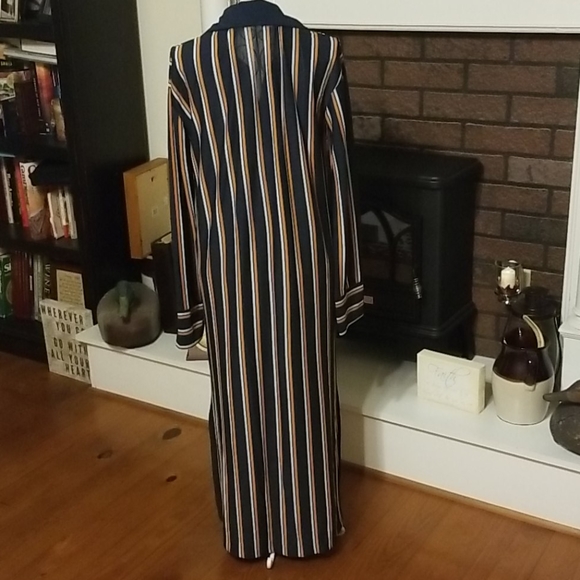 Fabulous Zara dress - Picture 4 of 7